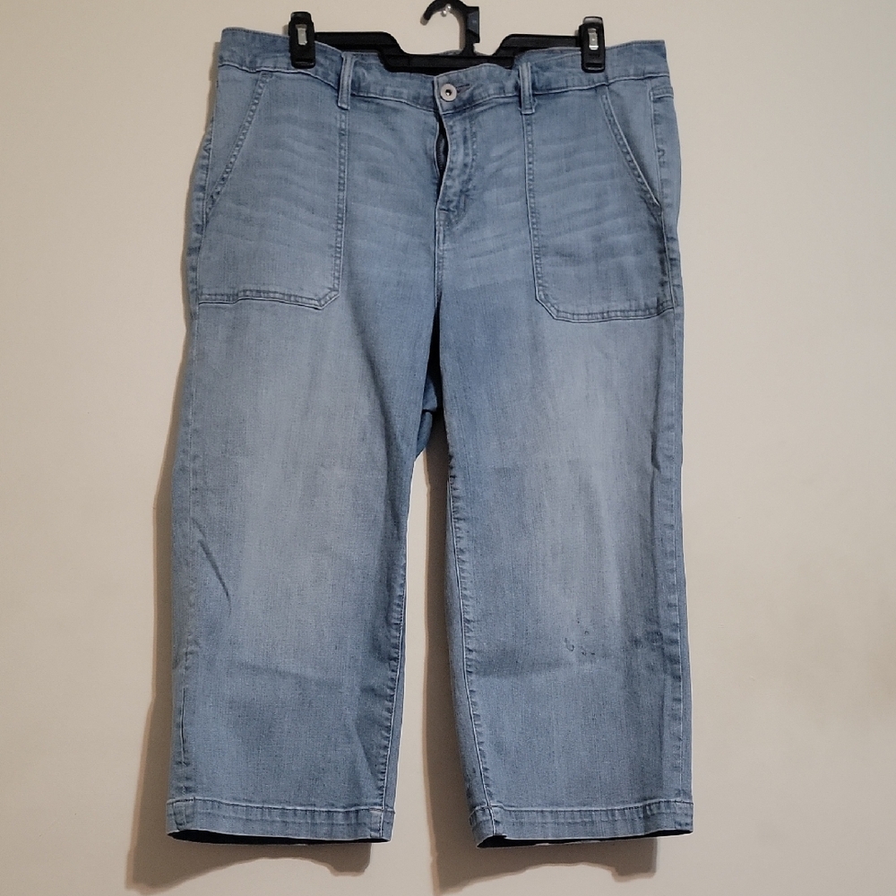 Torrid Wide Leg Crop Pants